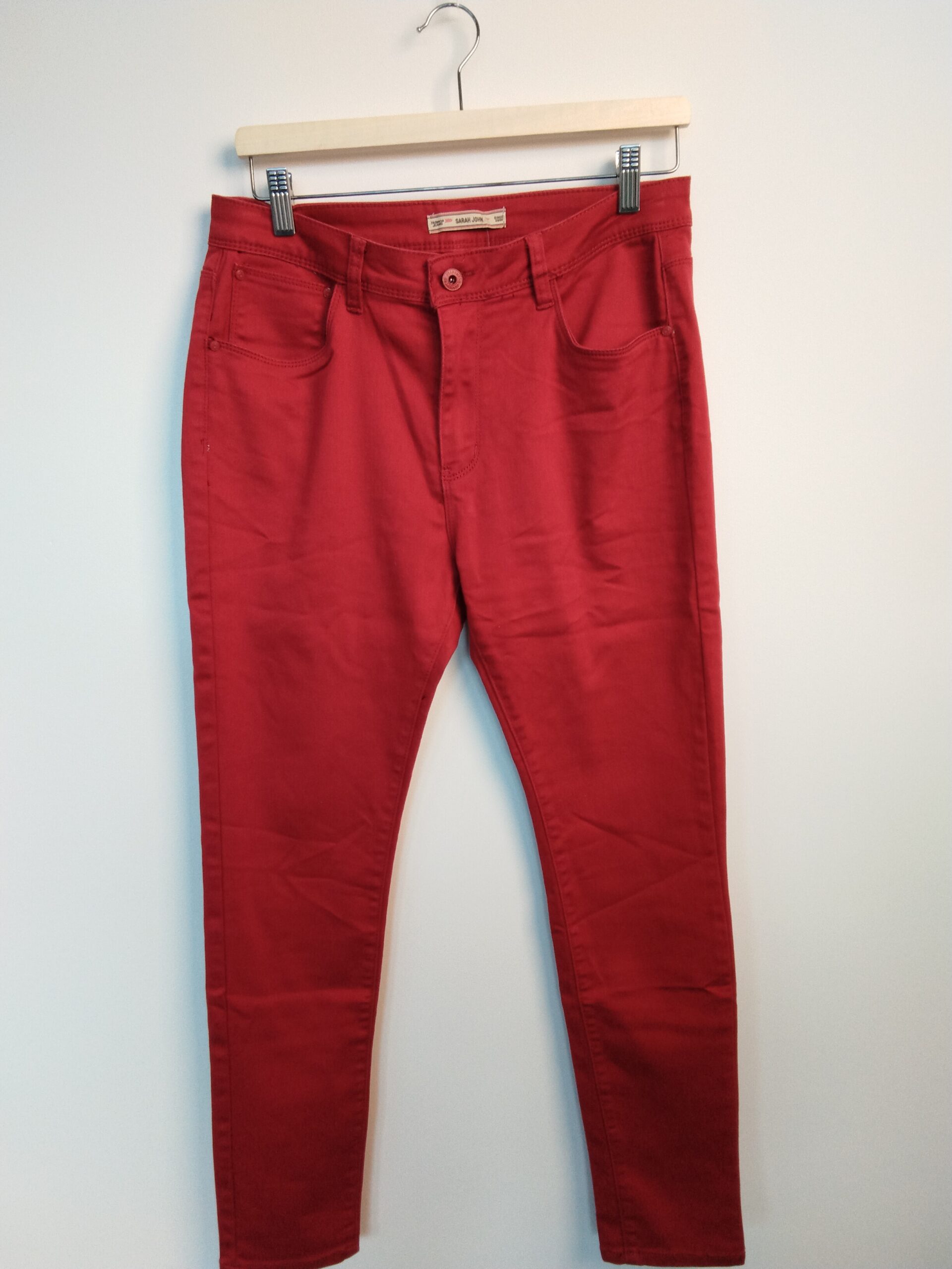 Jean rouge Sarah John / taille 44